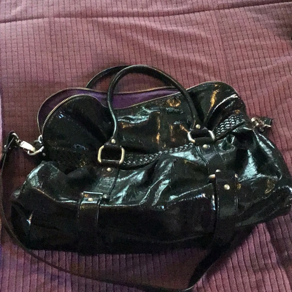 👜SALE👠Limited Black Patent crossbody - Picture 2 of 4